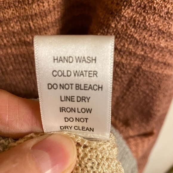 BiBi multi color striped long sleeve sweater size XL, new with tags - Picture 5 of 12